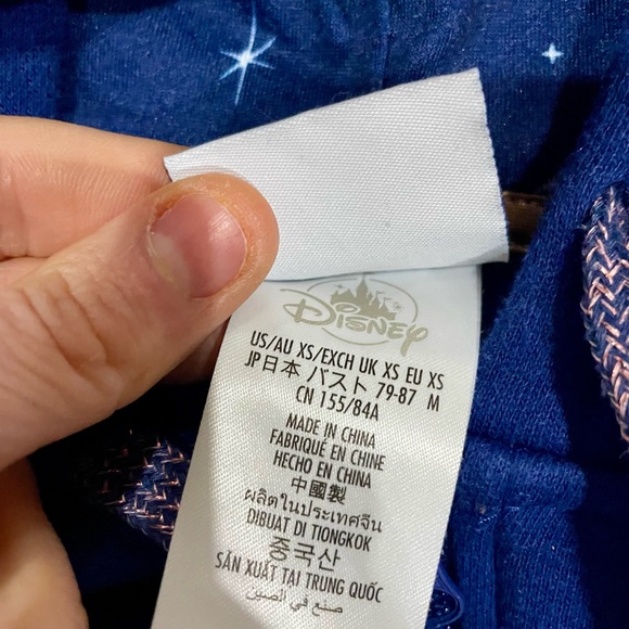 Walt Disney World park exclusive 50th anniversary limited edition sweatshirt - Picture 5 of 6